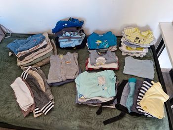 Gros lot vêtement 12 mois