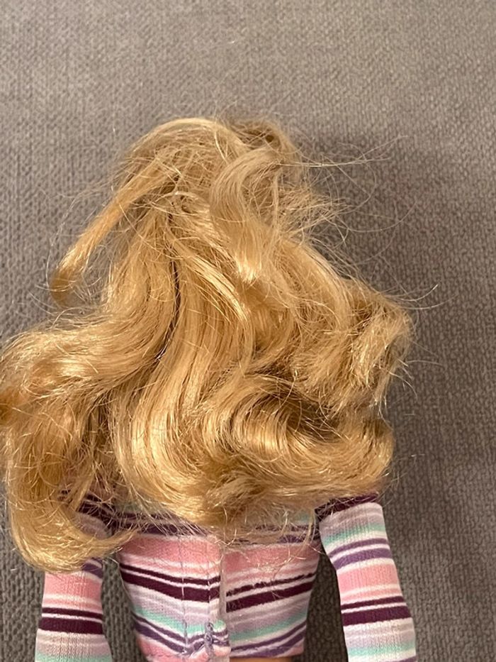 poupée Barbie moderne - photo numéro 6