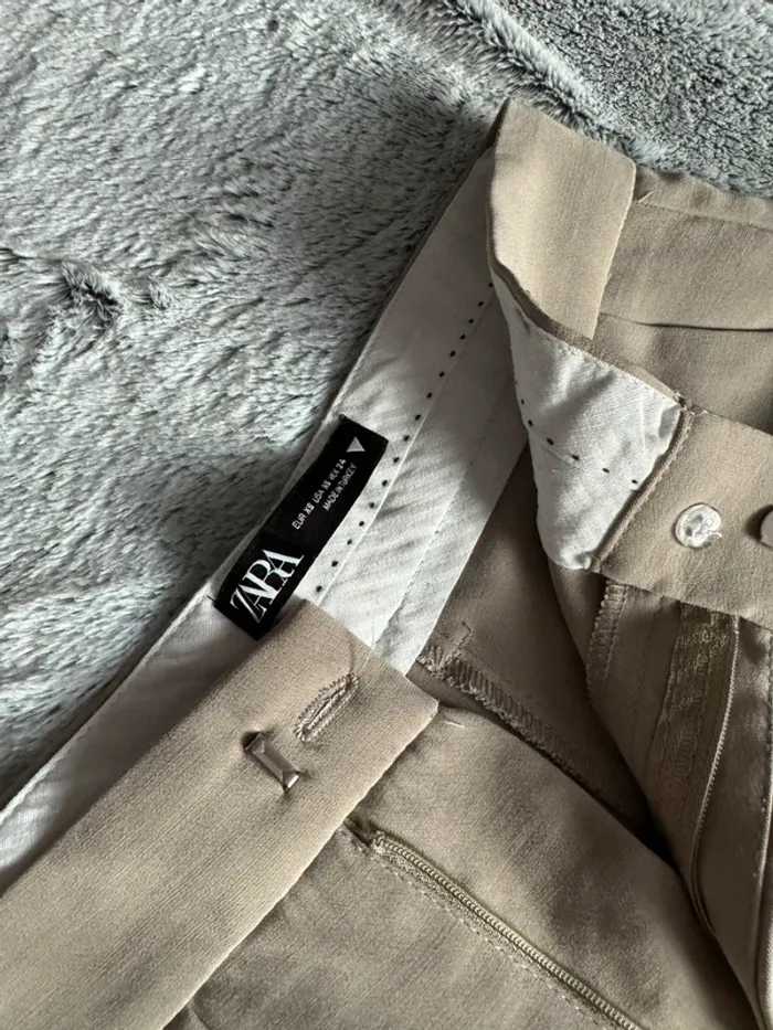 Pantalon droit kaki beige Zara - photo numéro 2