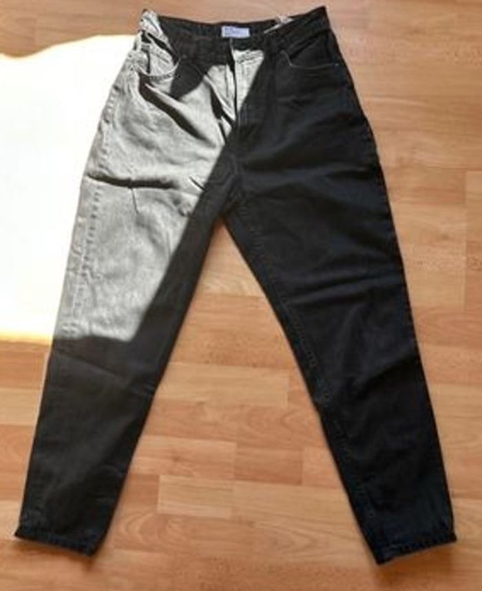 Jeans slim noir Bershka – Taille S – Très bon état - photo numéro 1