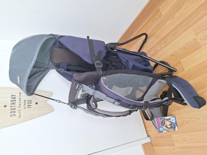 Porte bébé deuter kid carrier plus avec repose-pieds