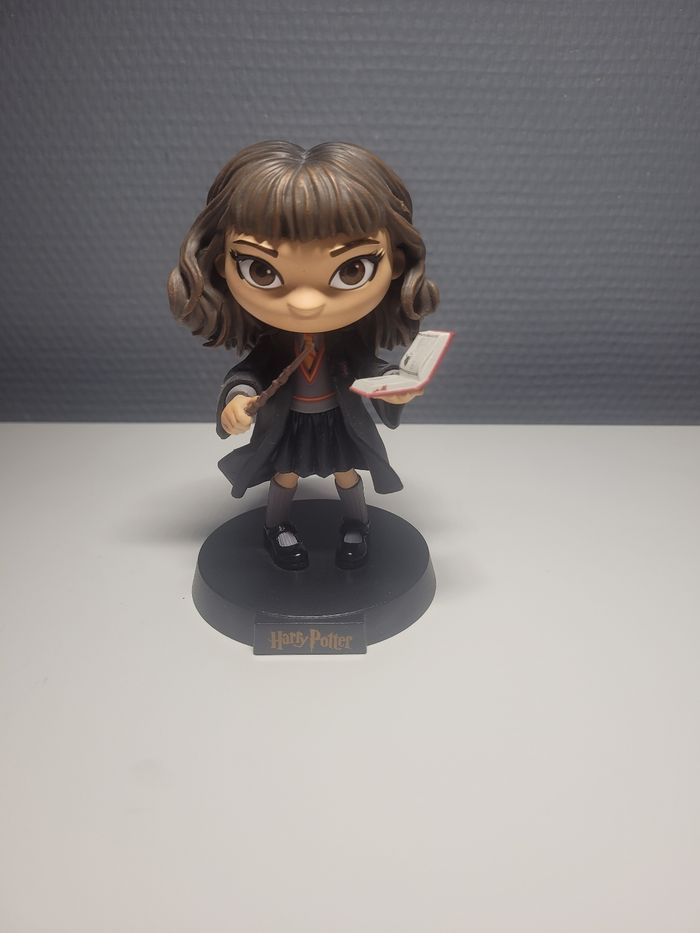 Figurine hermione