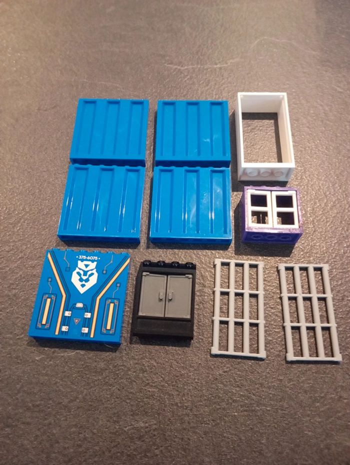 Divers accessoires lego J - photo numéro 2