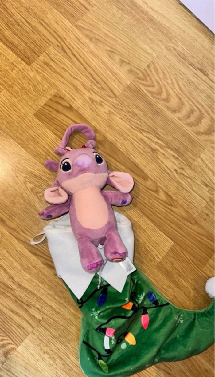 Peluche Stitch Rose Angel interactive collection Noël - chaussette de Noël neuve - photo numéro 3