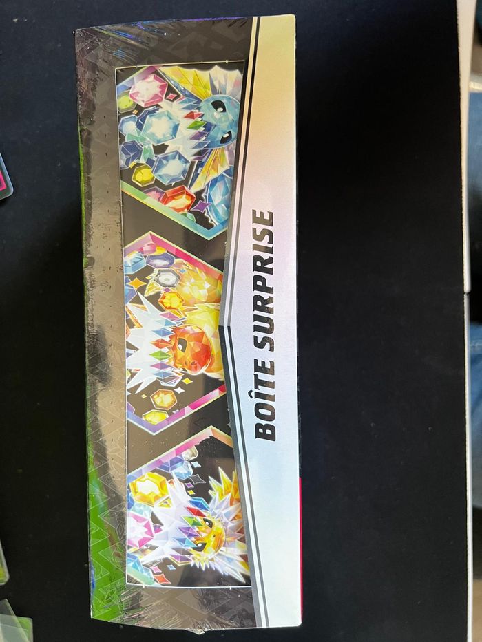 Pokémon Evolution Prismatiques : Boite surprise - photo numéro 4