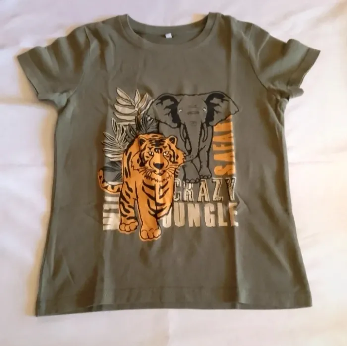 Tee-shirt jungle
