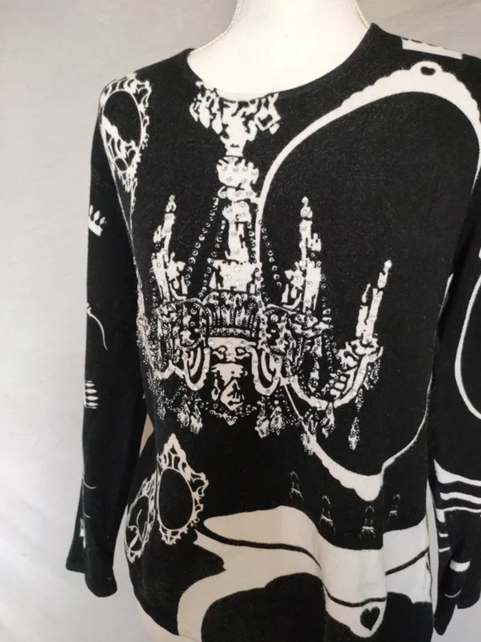 Petit pull - photo numéro 2
