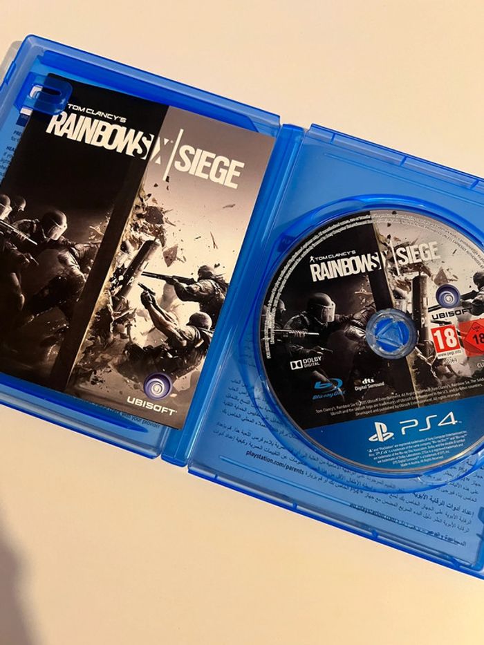 Rainbows x siège PS4 - photo numéro 2