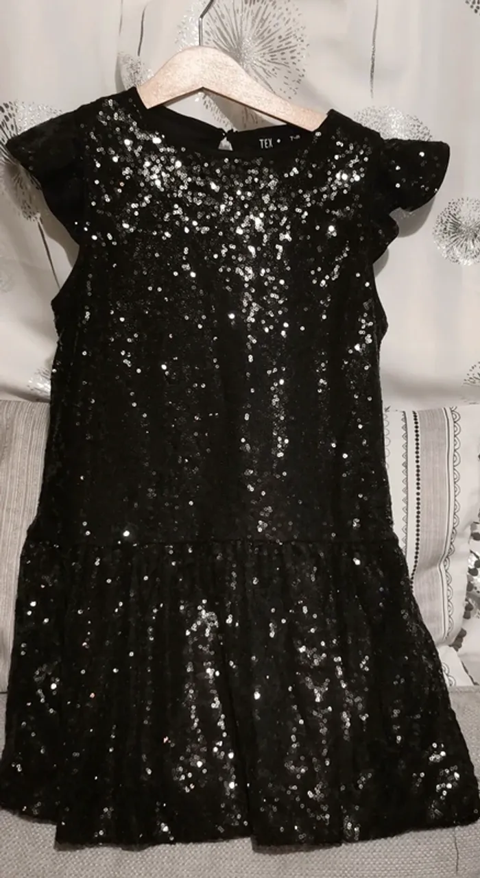 Robe en sequin - photo numéro 2
