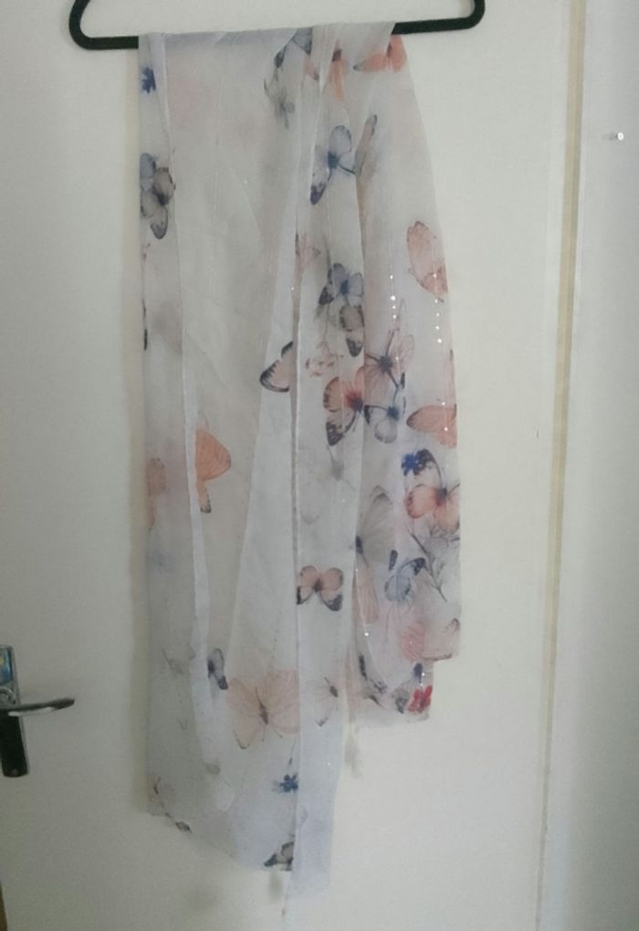 Foulard/écharpe papillon - photo numéro 4