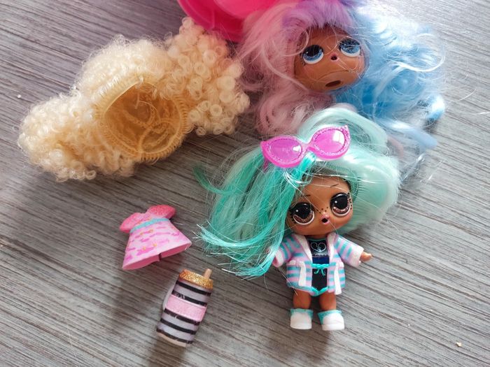Boite de poupées lol - photo numéro 2