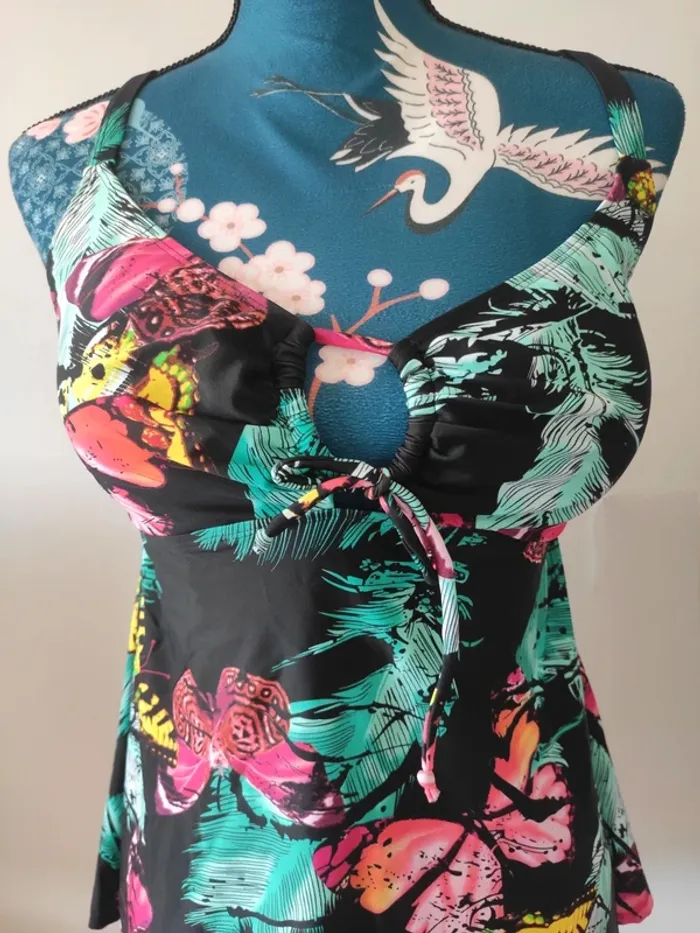 Haut de maillot de bain Tankini papillons - Drop qui sent bon les vacances - photo numéro 3