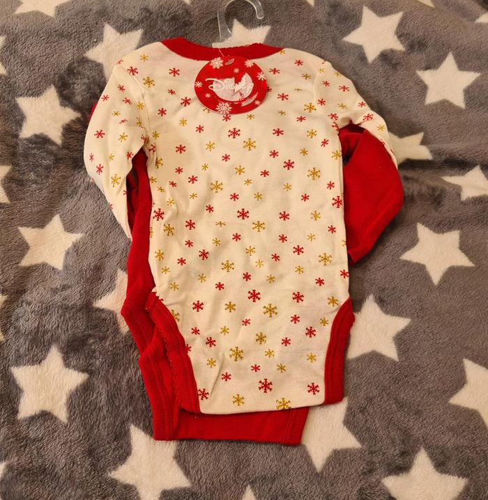 Lot de 2 Bodies Minnie Bébé Disney fille taille 3 mois - photo numéro 4