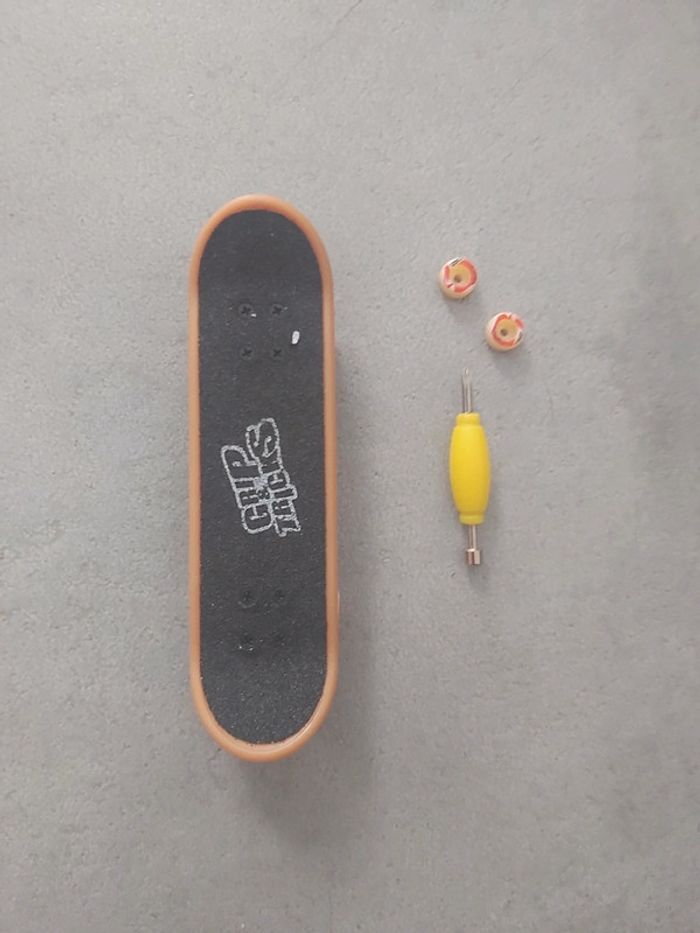 Mini skate