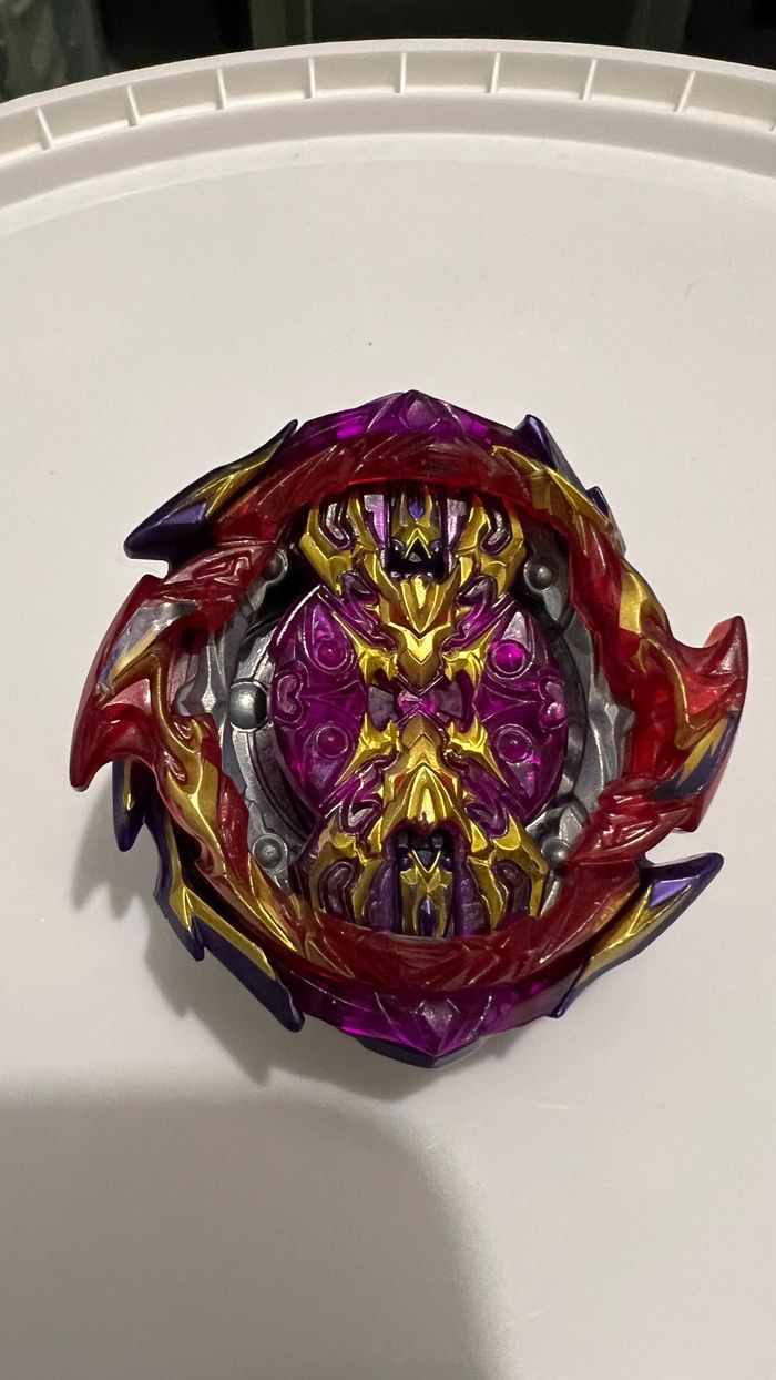Beyblade Burst Lot complet - photo numéro 7