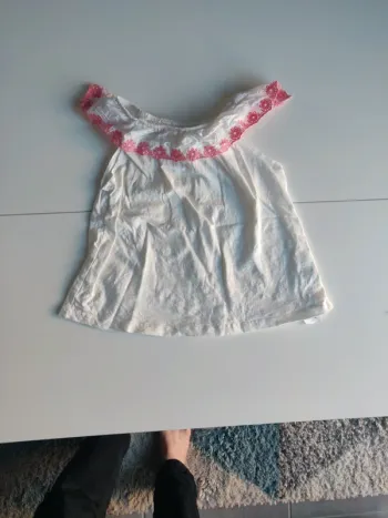 Tee shirt sans manches 3 ans