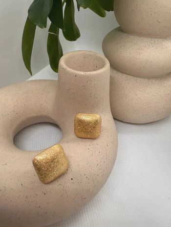 Boucle d'oreille style rétro vintage