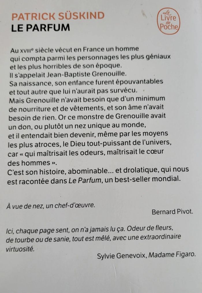🟣 Livre Le Parfum 🟣 - photo numéro 3