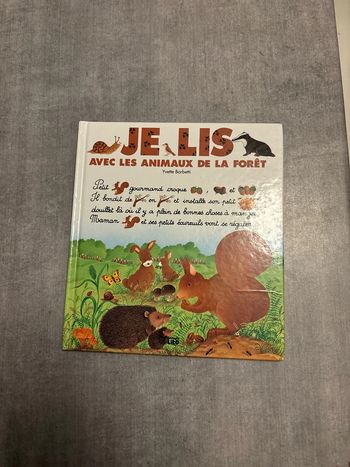 Livre je lis avec les animaux de la forêt