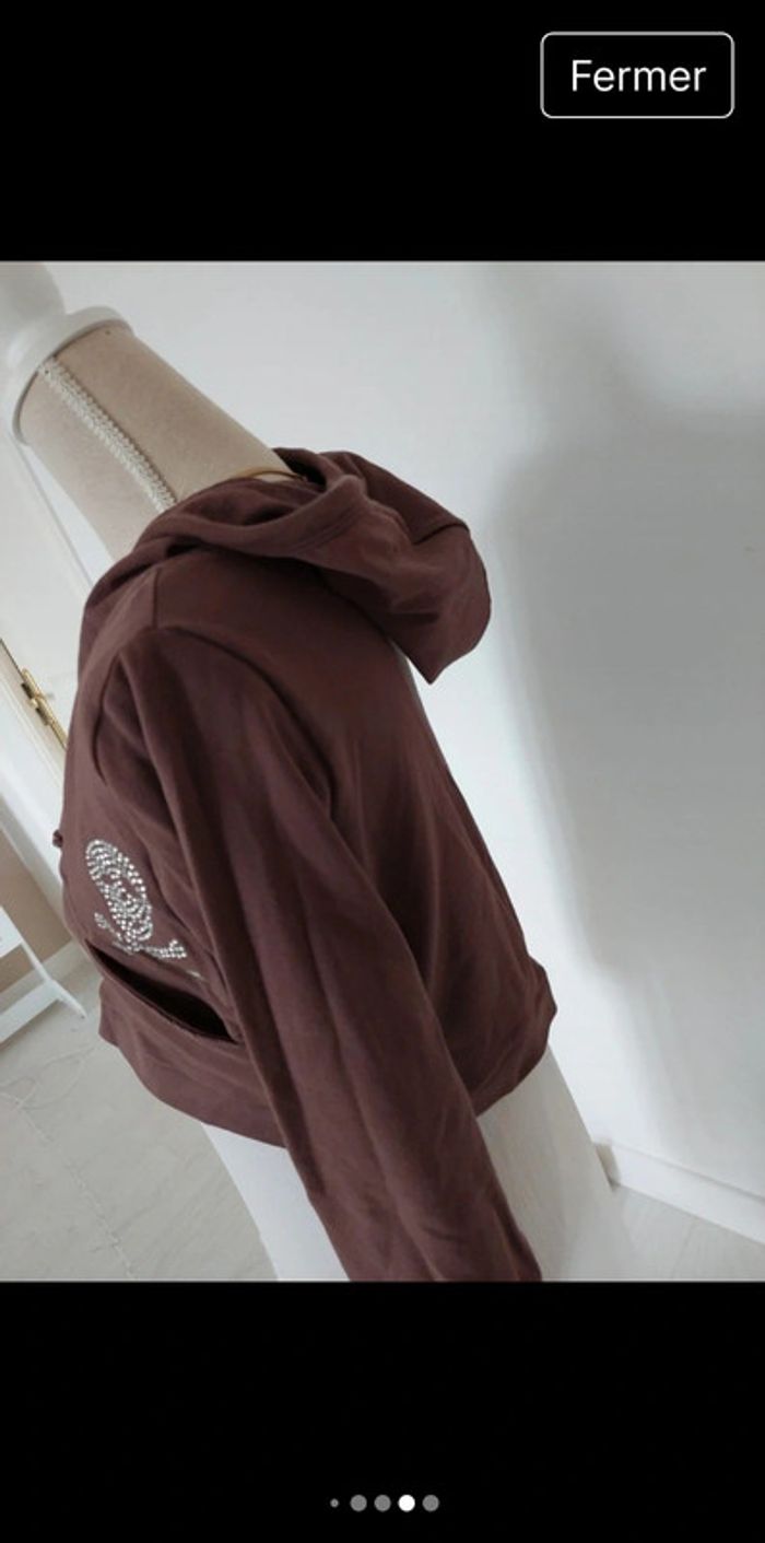 Sweat-shirt à capuche marron
Psssy taille M - photo numéro 9