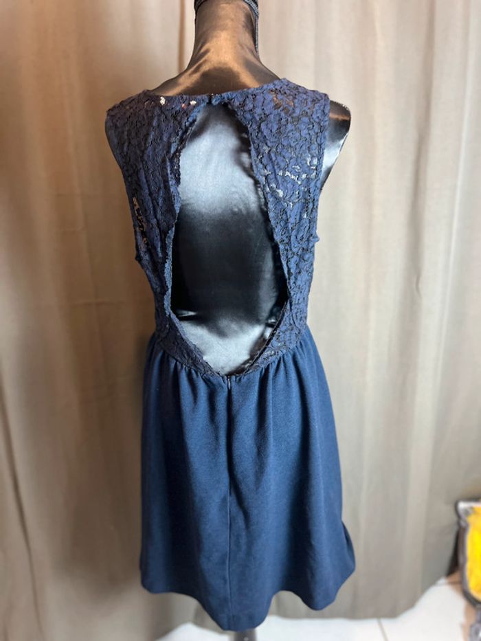 Très belle robe - photo numéro 2