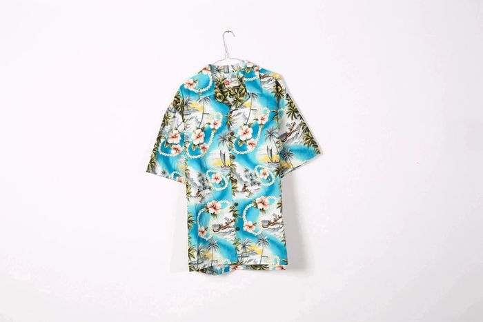 Magnifique chemise vintage 90's en coton motif palmiers et éléments tropicaux (#240444)