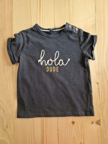 T-shirt kiabi 24 mois