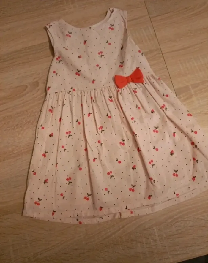 Robe cerise -18 ans -kiabi - photo numéro 2