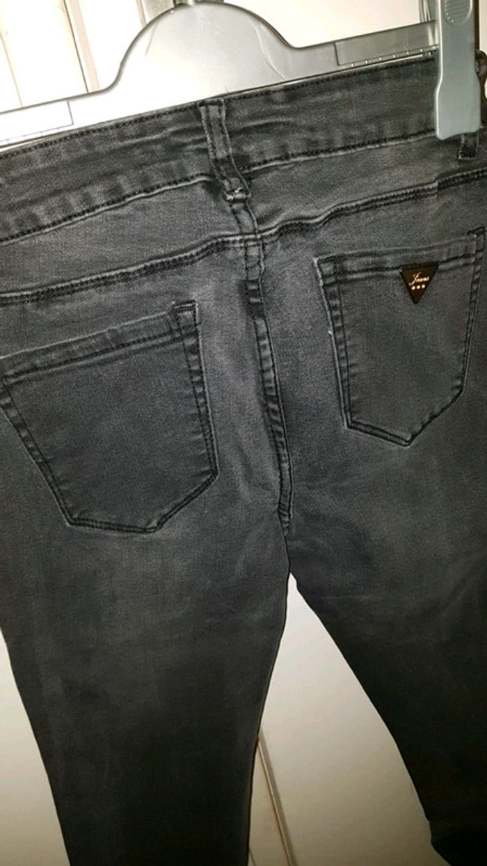 Jean gris noir - photo numéro 4