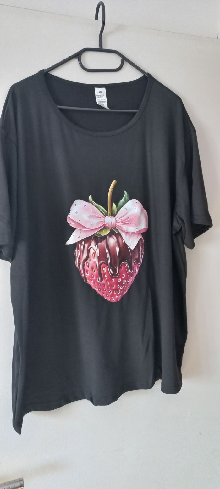 Tee shirt motif fraise 🍓 - photo numéro 2