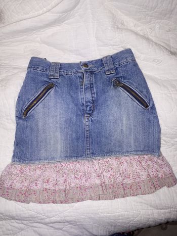 Jupe en jeans 2 poches zippées et frou frou fleurs rose 6 ans 114 cm