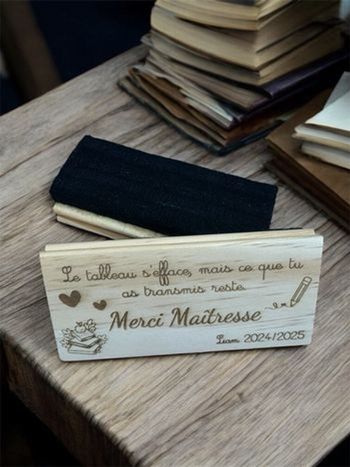Brosse personnalisée réserve marina 