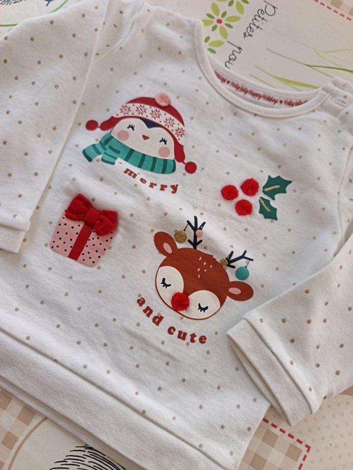 Pull Noël C&A taille 12/18 mois - photo numéro 3