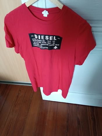 Tee-shirt diesel rouge et multicolore