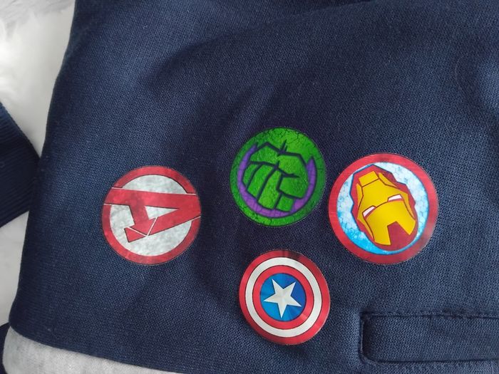Survêtement jogging Avengers  marvel,  neuf. 8 ans - photo numéro 3