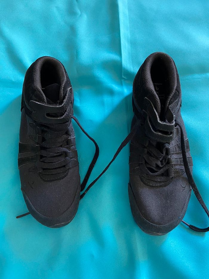 Chaussures de danse / Zumba taille 37