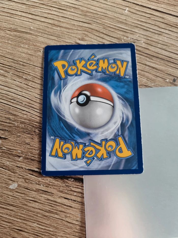 Carte pokémon pikachu holo 7/15 fr année 2022 - photo numéro 3