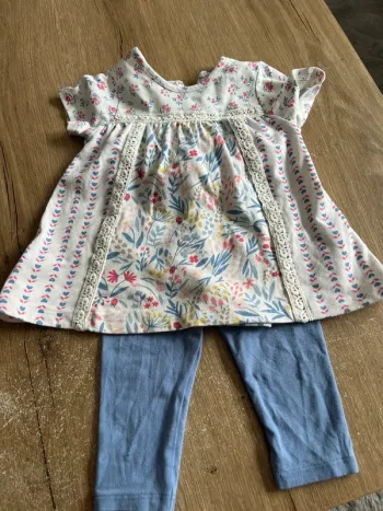Ensemble bébé fille 6 mois