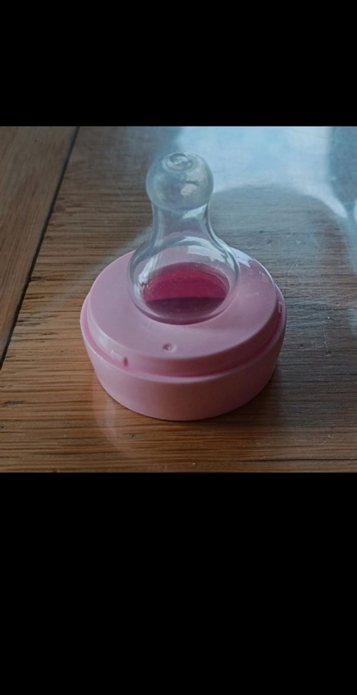 Biberon en plastique T1/2/3 - photo numéro 3