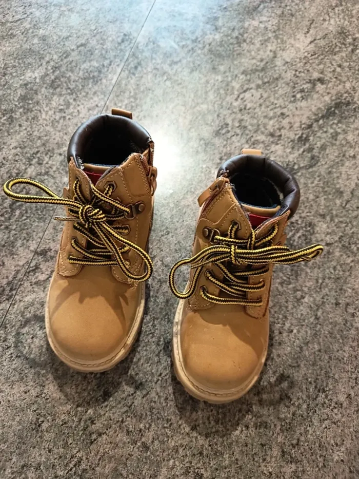 Chaussures pointure 26 creeks