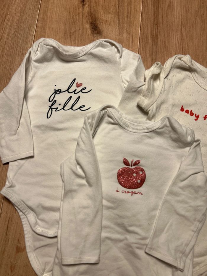 3 bodies 80 cm - photo numéro 4