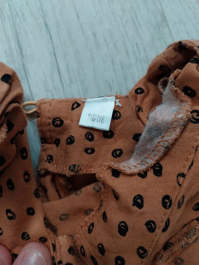 Robe 110/116 - photo numéro 2