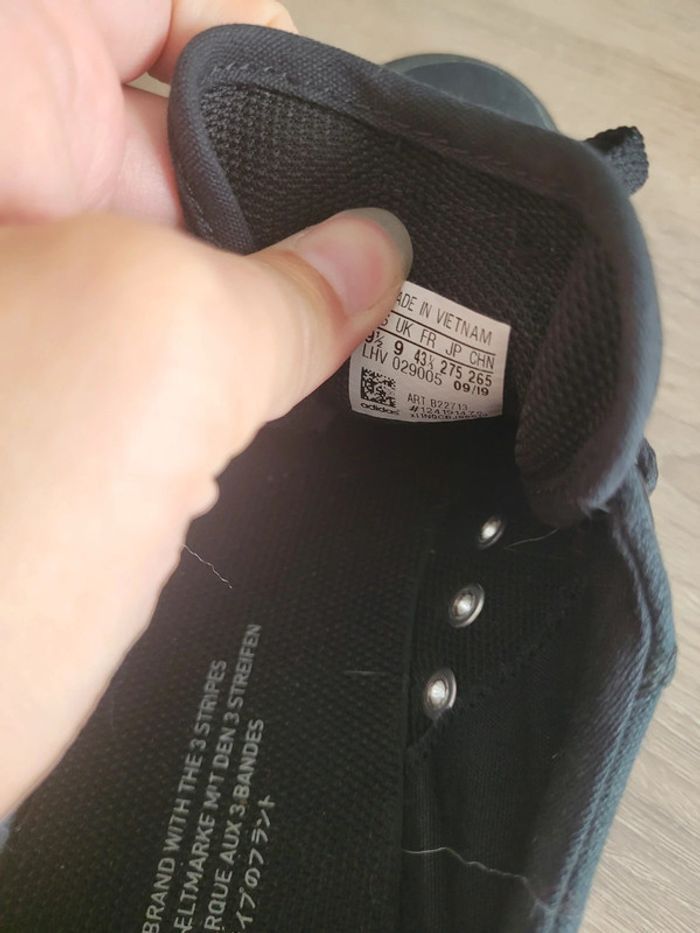 Basket Adidas - photo numéro 3