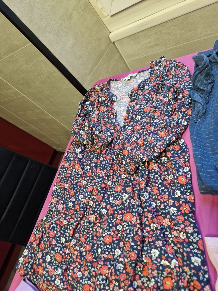 Lot vêtements 8ans fille N 16 - photo numéro 2