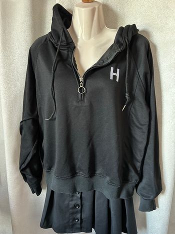 Pull sweat crop à capuche taille L
