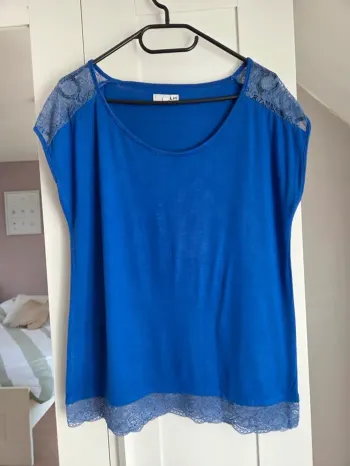 Blouse top t-shirt bleu femme taille 38