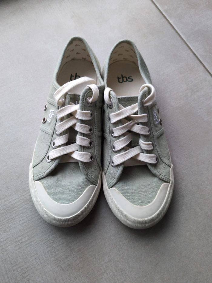 Superbes baskets TBS T36