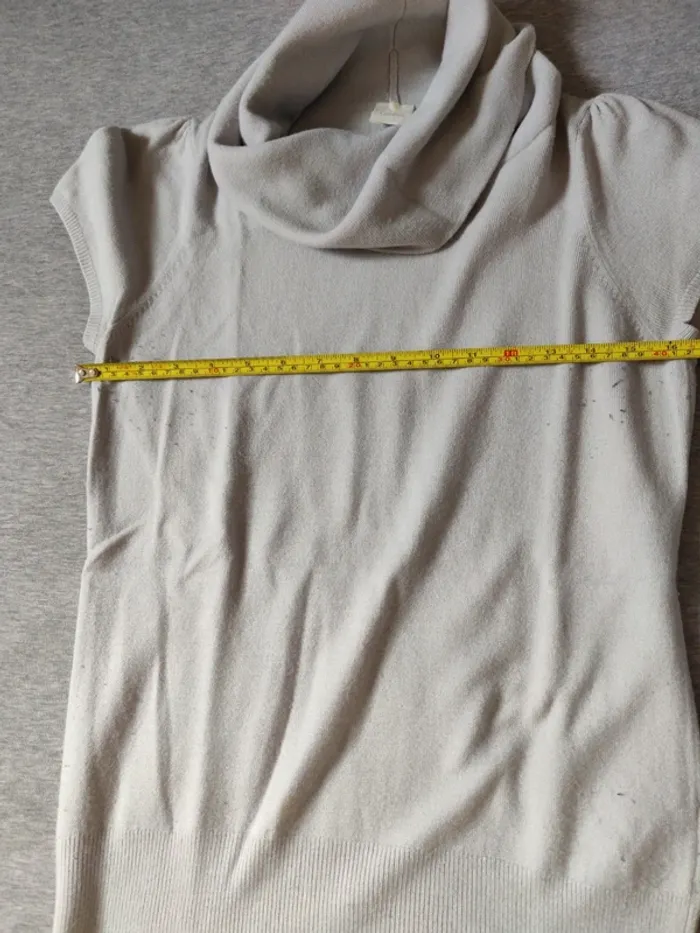 Pull manches courtes col roulé large gris pâle taille M. - photo numéro 7