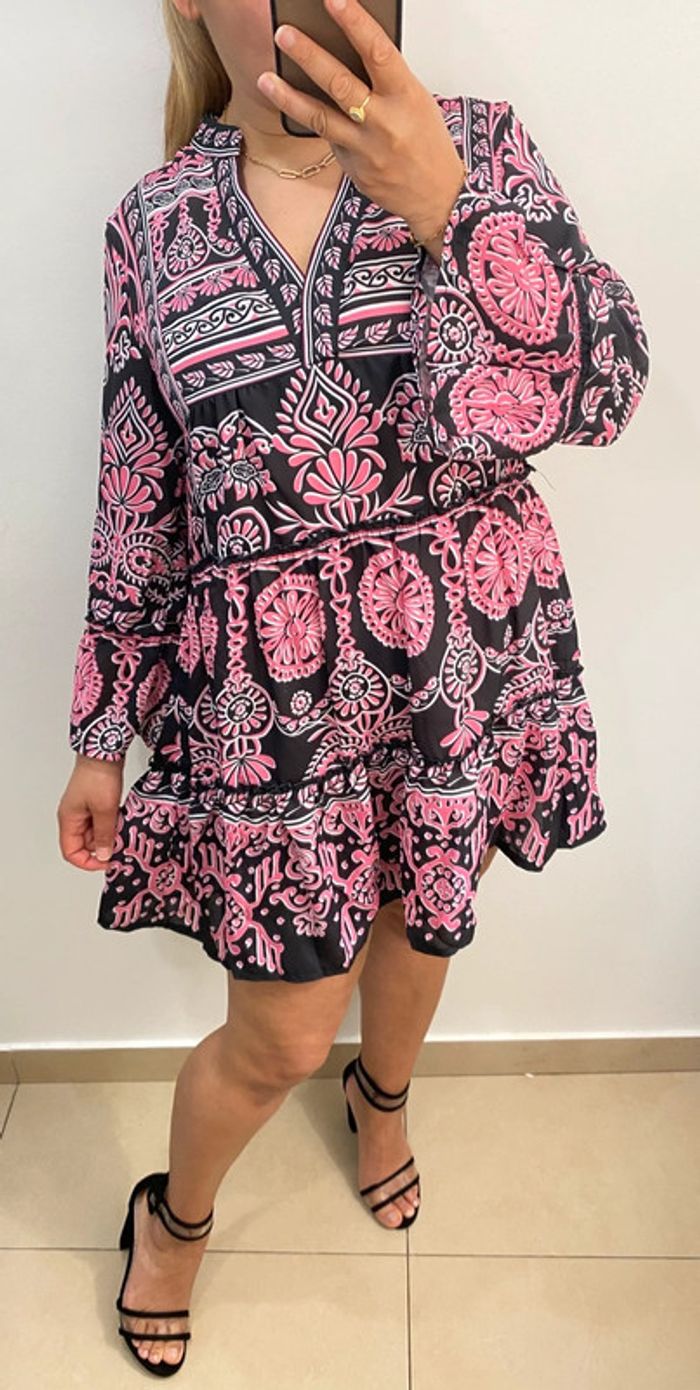 🖤💗 Robe courte à imprimé rose & noir  Jus de Pom 💗🖤