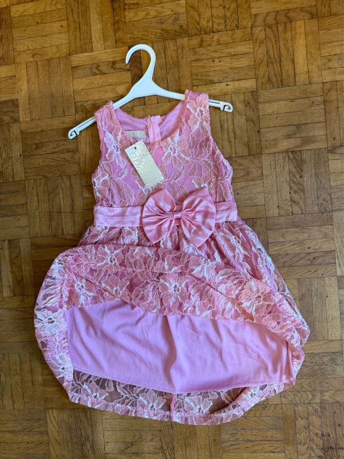 Robe à dentelle rose - photo numéro 6
